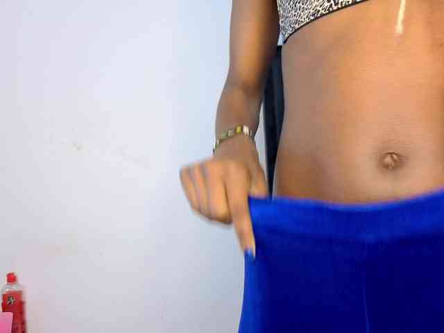 Ebony-Doll webcam