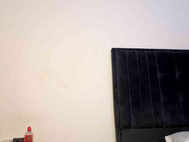 Ebony-Doll webcam