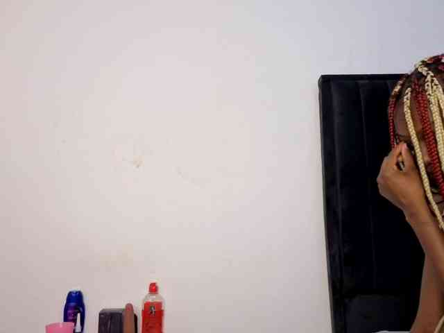 Ebony-Doll webcam