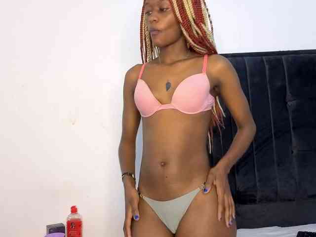 Ebony-Doll webcam