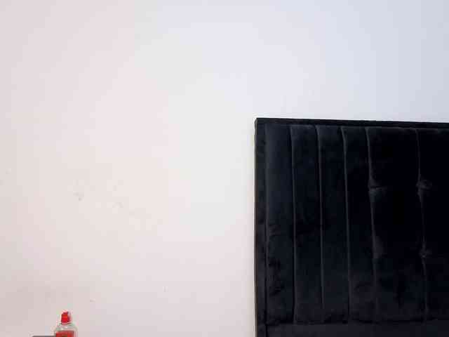 Ebony-Doll webcam