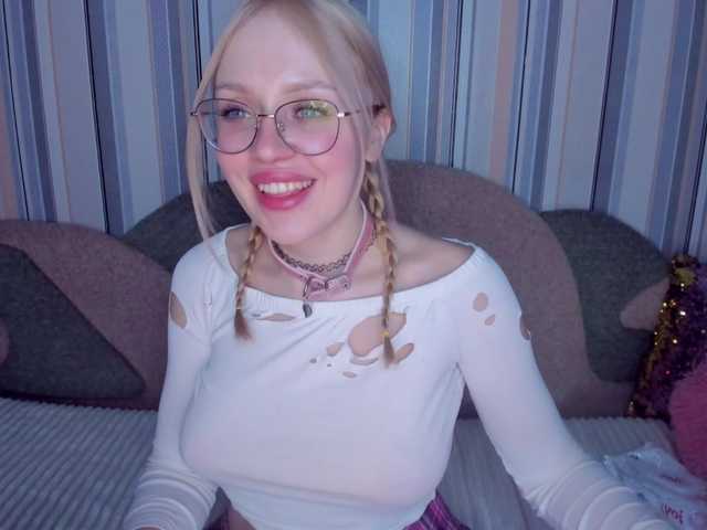 ElinaOcean's BongaCams show and profile