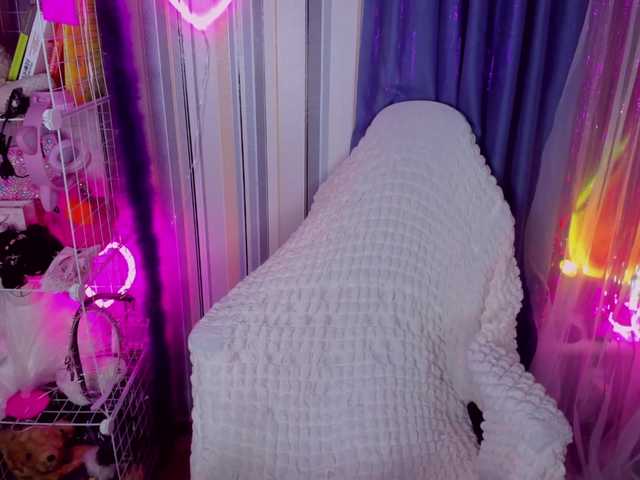 ElinaOcean's BongaCams show and profile