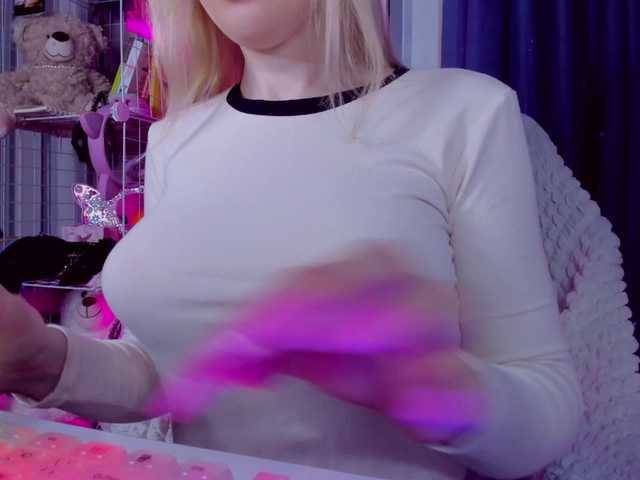 ElinaOcean's BongaCams show and profile
