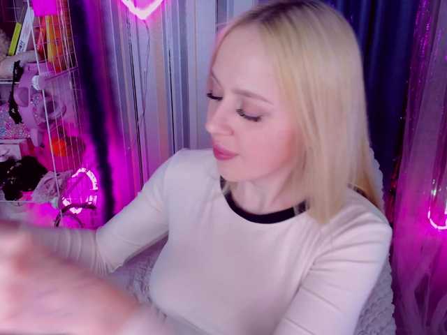 ElinaOcean's BongaCams show and profile