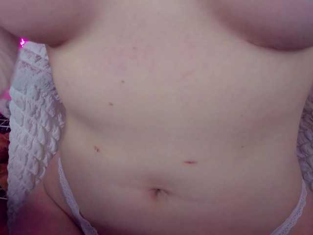 ElinaOcean's BongaCams show and profile