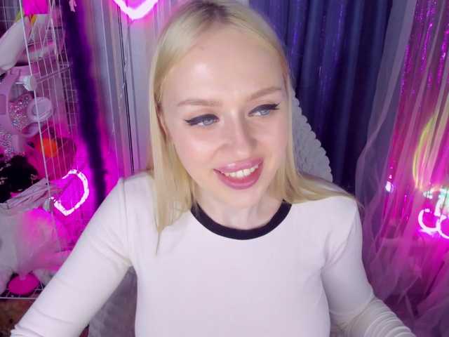 ElinaOcean's BongaCams show and profile
