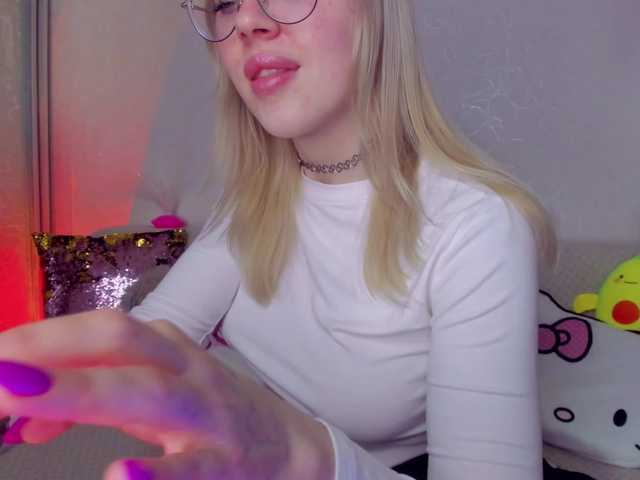 ElinaOcean's BongaCams show and profile