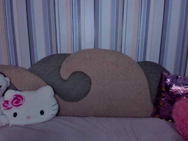 ElinaOcean's BongaCams show and profile