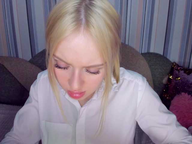 ElinaOcean's BongaCams show and profile