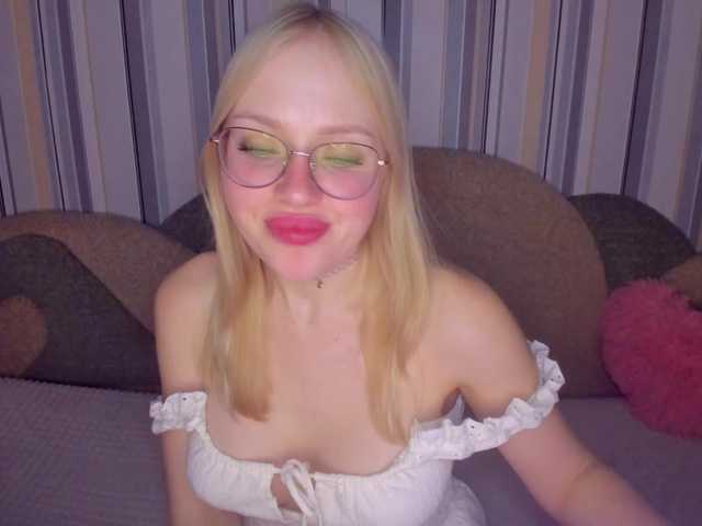 ElinaOcean's BongaCams show and profile