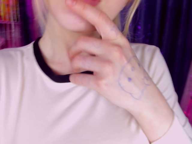 ElinaOcean's BongaCams show and profile