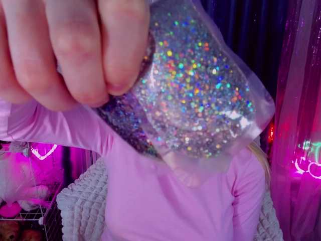 ElinaOcean's BongaCams show and profile