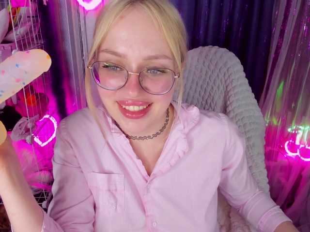 ElinaOcean's BongaCams show and profile