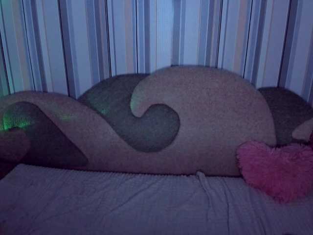 ElinaOcean's BongaCams show and profile