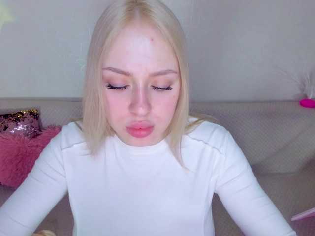 ElinaOcean's BongaCams show and profile