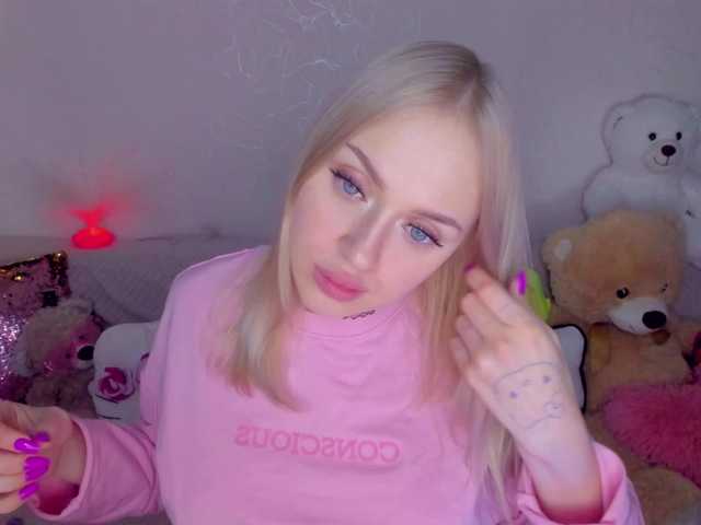 ElinaOcean's BongaCams show and profile