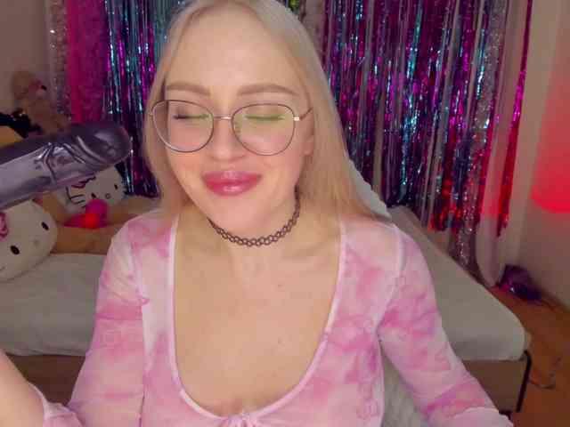 ElinaOcean Live Webcam on BongaCams