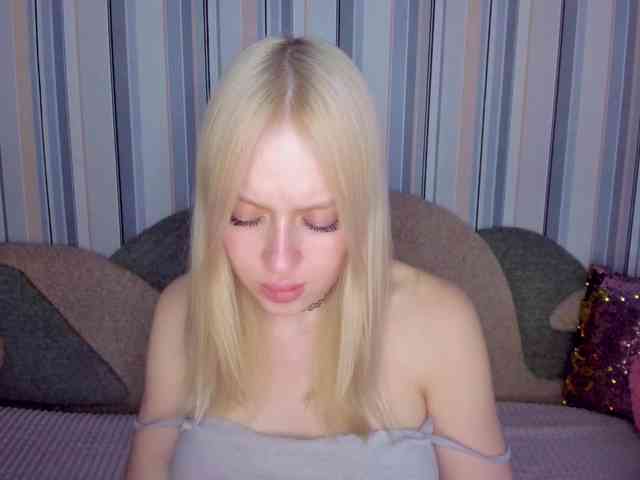 ElinaOcean Live Webcam on BongaCams