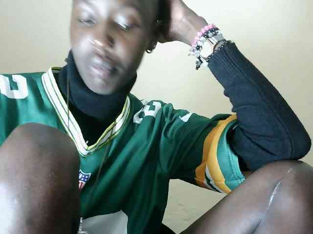 NaughtyBlack-Prettyslut2 webcam