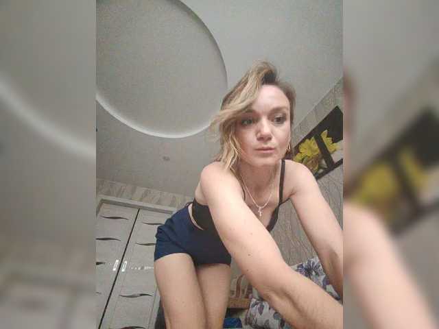 Olia-81 from BongaCams
