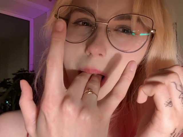 CarenPoellnitz – webcam model profile photo