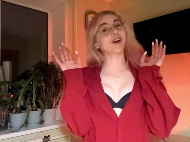Try CarenPoellnitz, she wants to masturbate for you CarenPoellnitz from BongaCams
