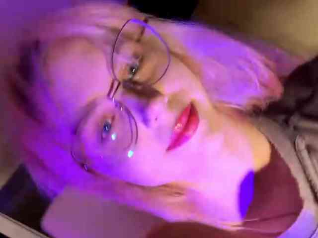 CarenPoellnitz webcam