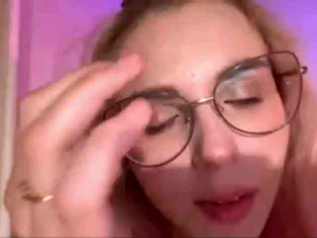 CarenPoellnitz Live Webcam on BongaCams