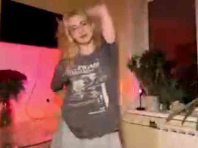 CarenPoellnitz webcam