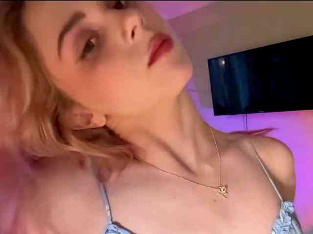 CarenPoellnitz webcam