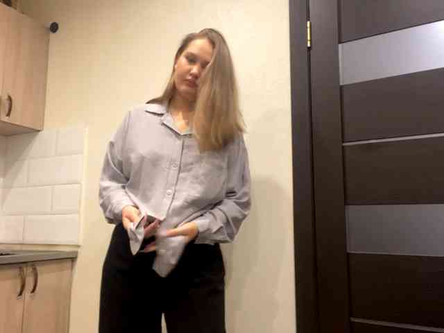 AnalisaDimick webcam