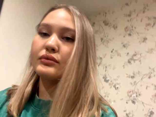 AnalisaDimick webcam