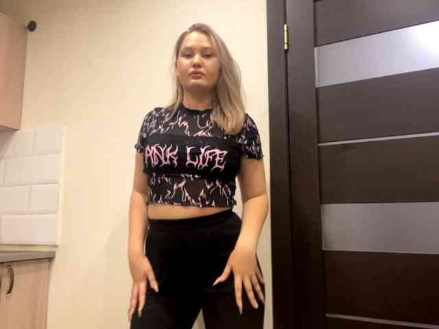AnalisaDimick webcam