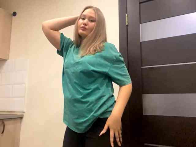 AnalisaDimick webcam