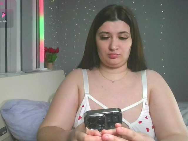 Jadelliya's BongaCams show and profile