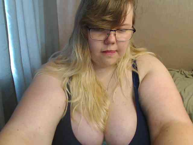 AsmiTKeyn Live Webcam on BongaCams