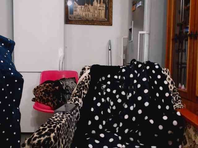 Rebeca4you webcam