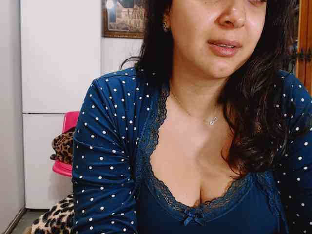 Rebeca4you webcam
