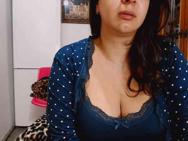 Rebeca4you webcam