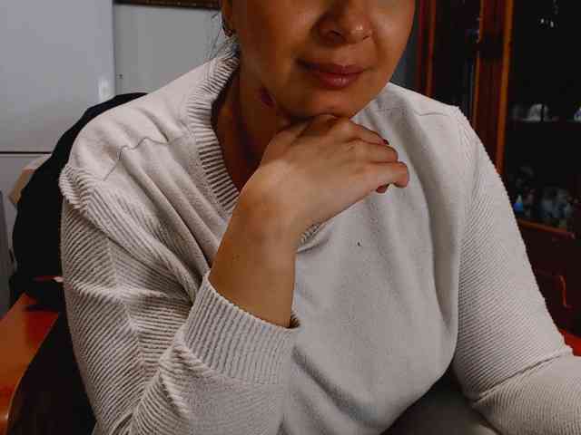 Rebeca4you webcam
