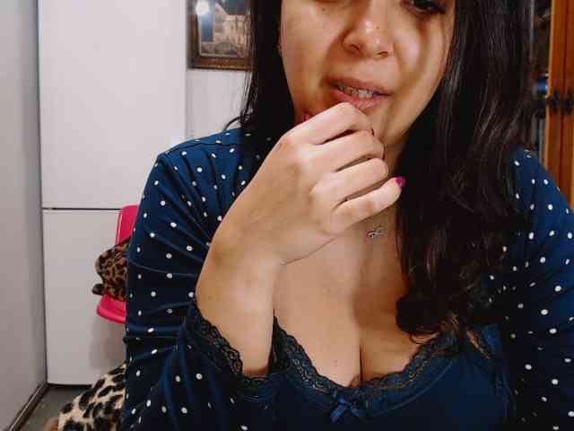 Rebeca4you webcam