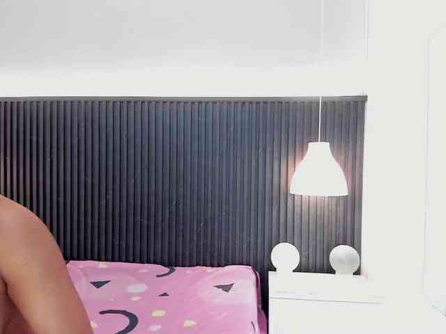 NashaReeve webcam