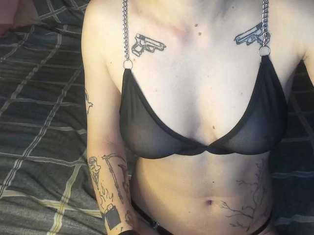 Sandra-a – webcam model profile photo