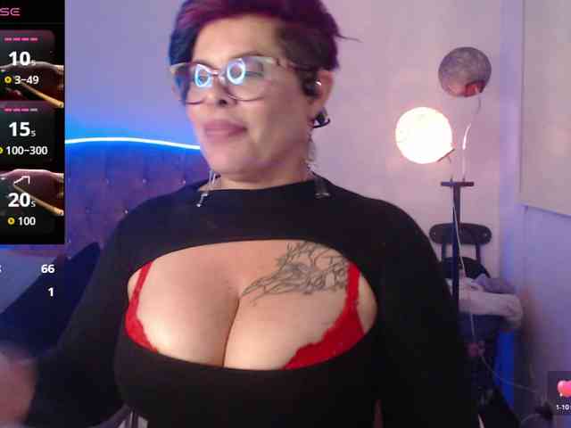 GreciaHorny webcam