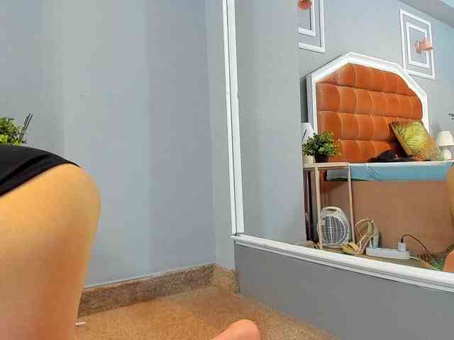 twistedhoney webcam