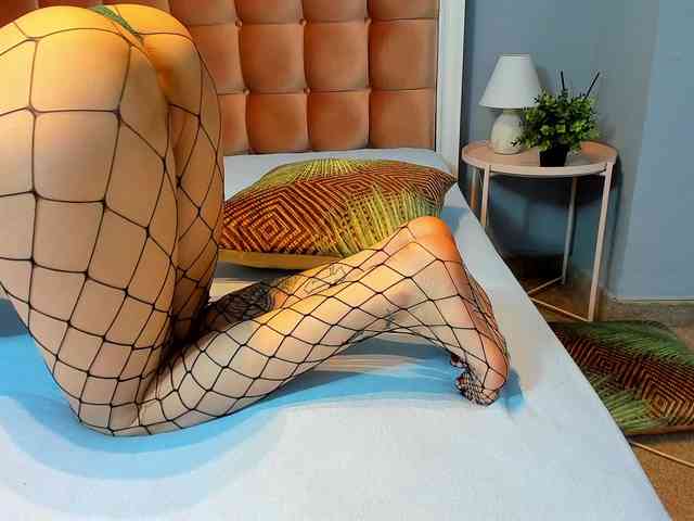 twistedhoney webcam