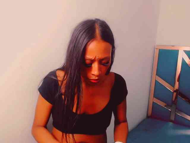 bitch-naughty webcam