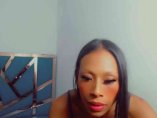 bitch-naughty webcam