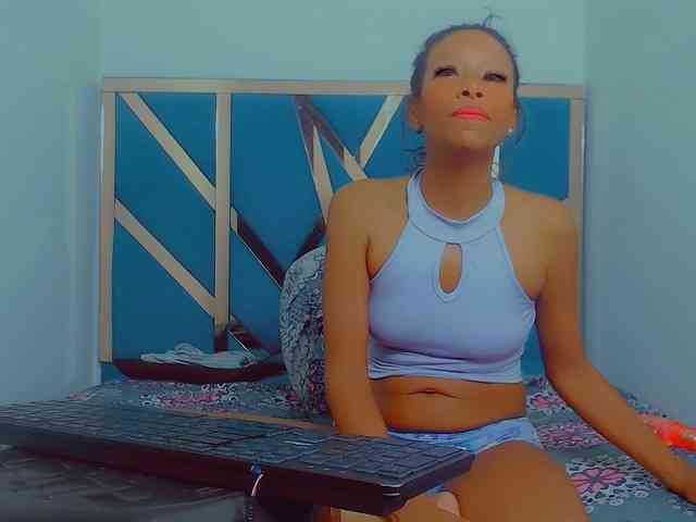 bitch-naughty webcam